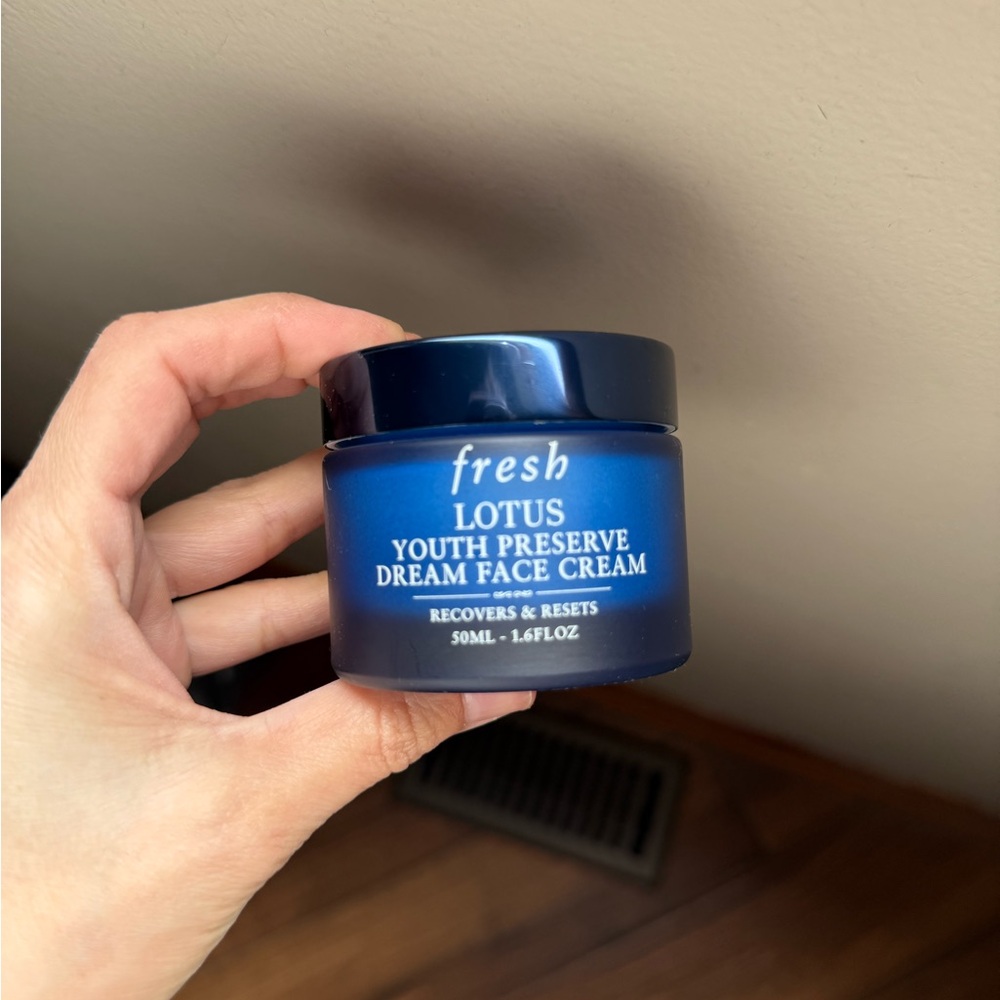 Fresh Lotus Youth Preserve Dream Face Cream